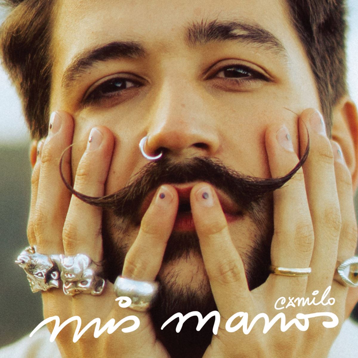 CD Camilo - Mis Manos