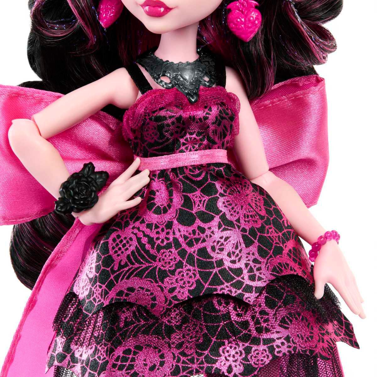 Muñeca Monster High Baile Monstruoso Draculaura