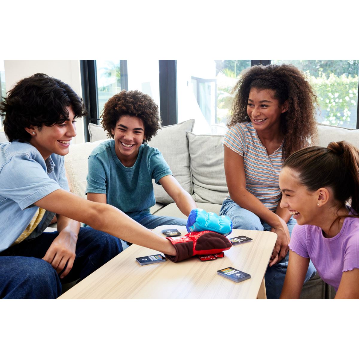 ROCK 'EM SOCK 'EM Cartas - Mattel Games - Juego Mesa Adultos