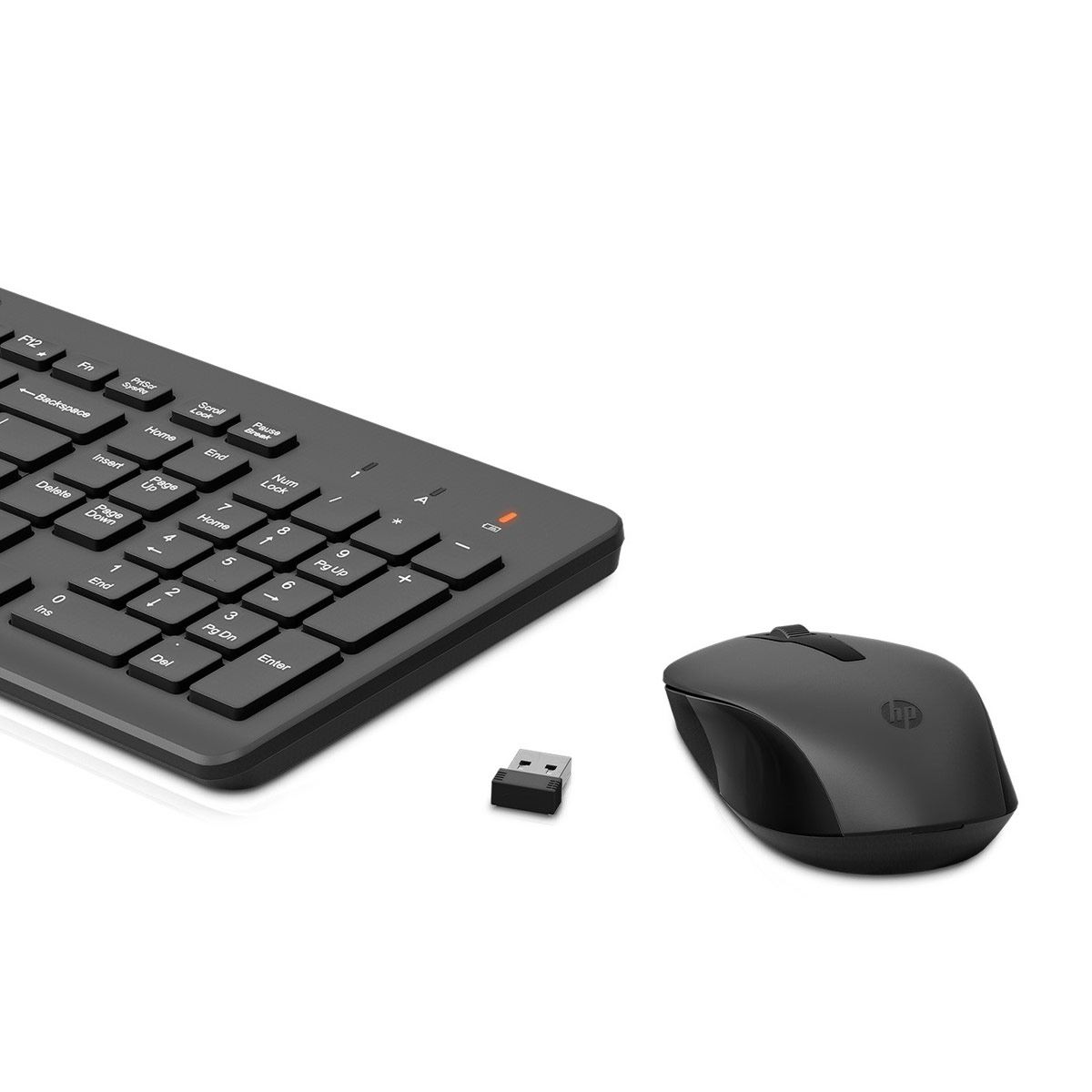 Teclado y mouse inalámbrico HP 330 color negro