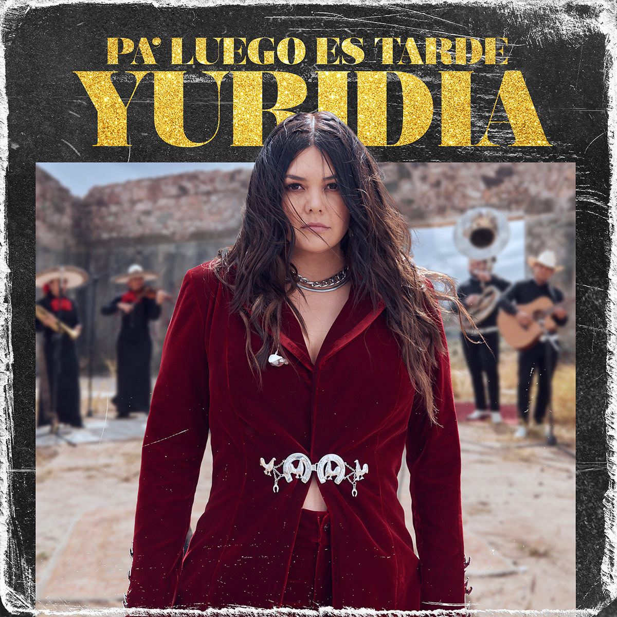 CD+DVD Yuridia Pa´luego es tarde