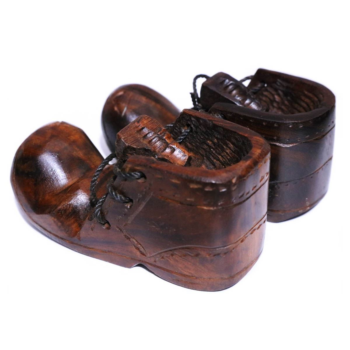 Zapatos de madera - Artesanía