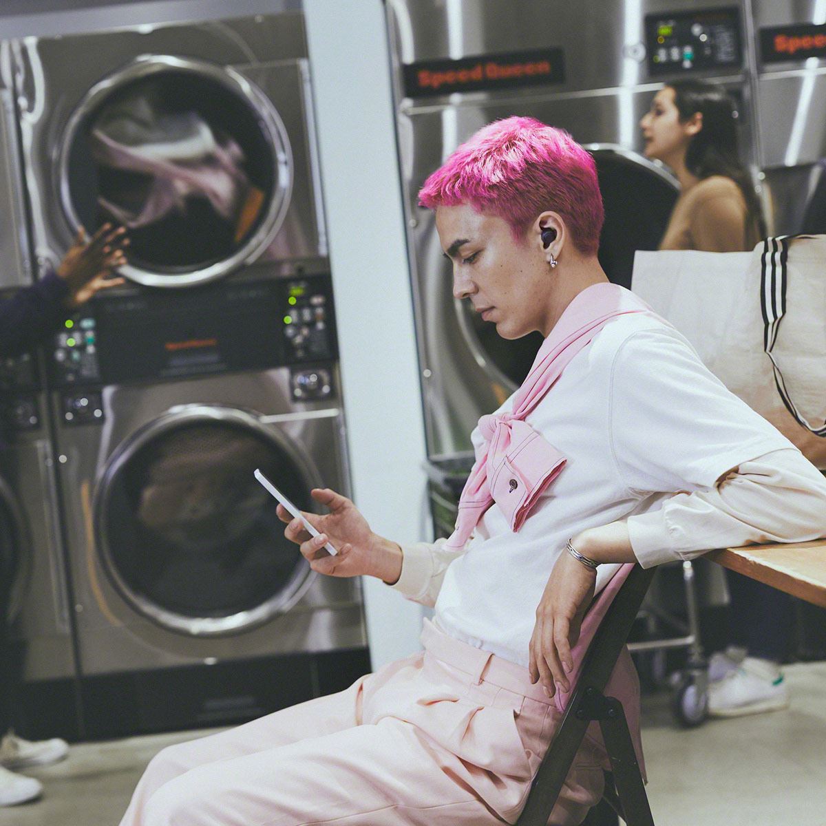 Audífonos Sony WF-C700 Negro