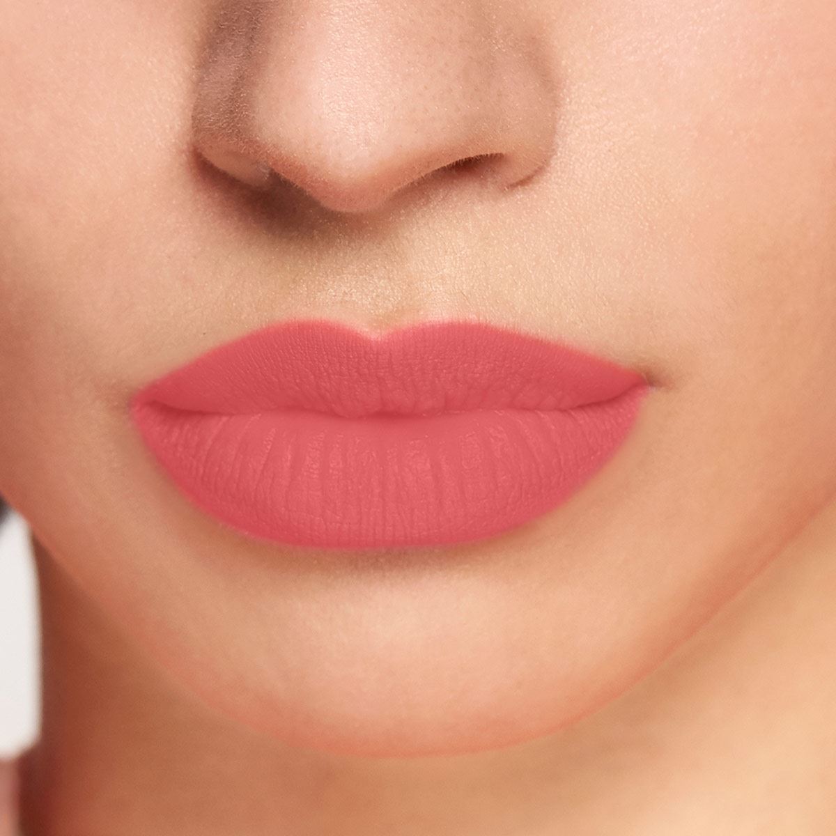 L'Oréal París Labial en barra Color Riche Matte, 241 Pink  a Porter