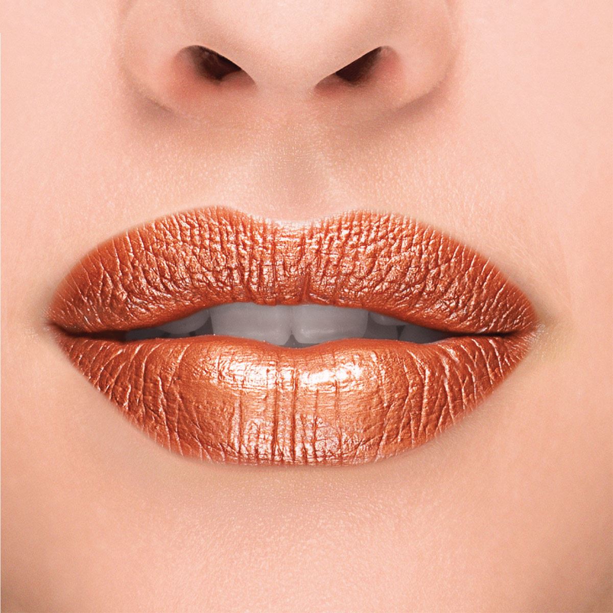 Labial Líquido Rouge Signature Metallics L'Oréal París Tono 202 I Hypnotize