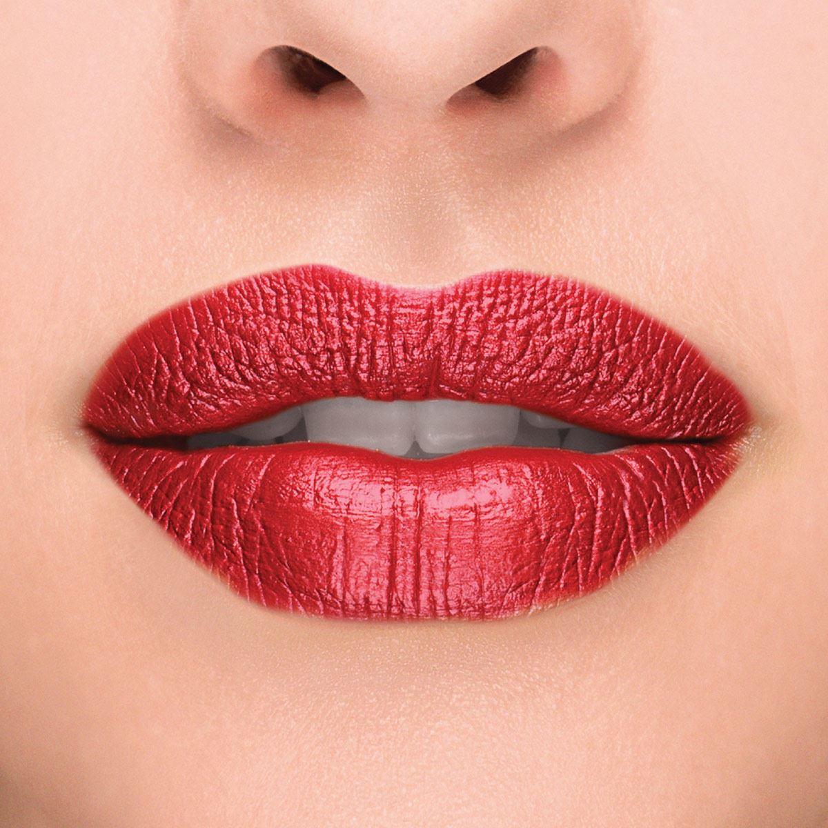 Labial Líquido Rouge Signature Metallics L'Oréal París Tono 203 I Magnetize