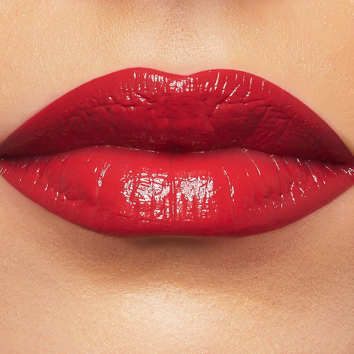 Labial Satinado en barra Maybelline Color Sensational Made for All Tono 385 Ruby for me