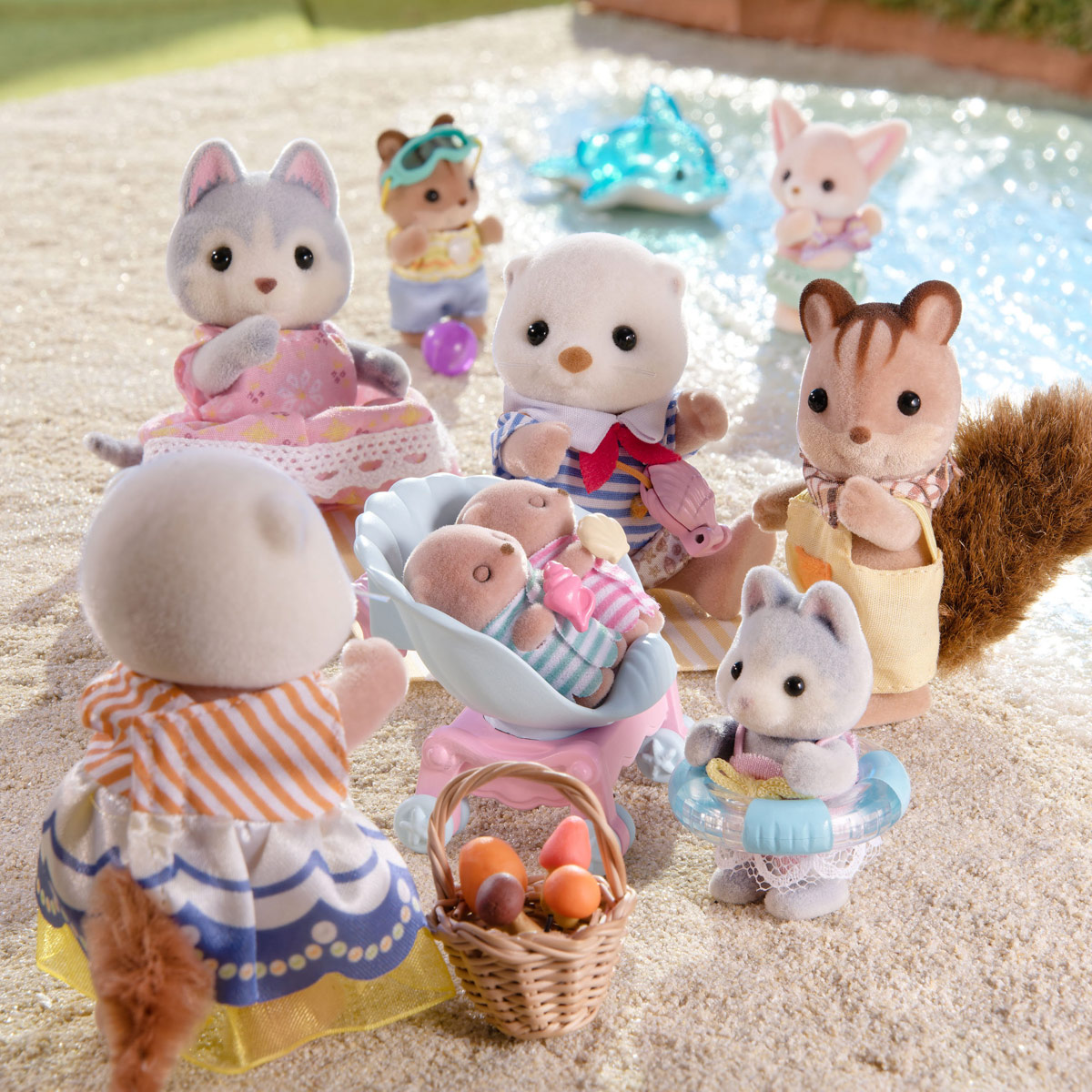 Set de Figuras Familia Nutria Marina SYLVANIAN FAMILIES