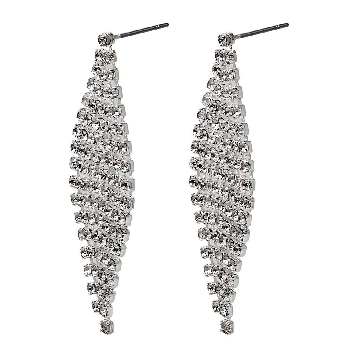 Aretes Color Plata Marca You´Re Invited Tipo Candelabro Con Cristales De Fantasía