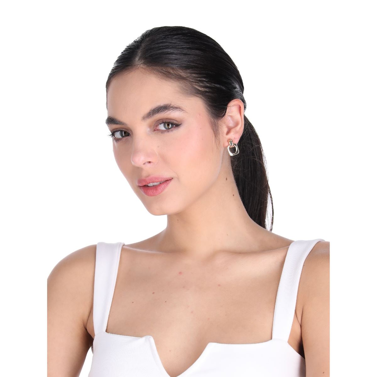 Aretes Tipo Botón con Minicolgante de Aldaba Napier