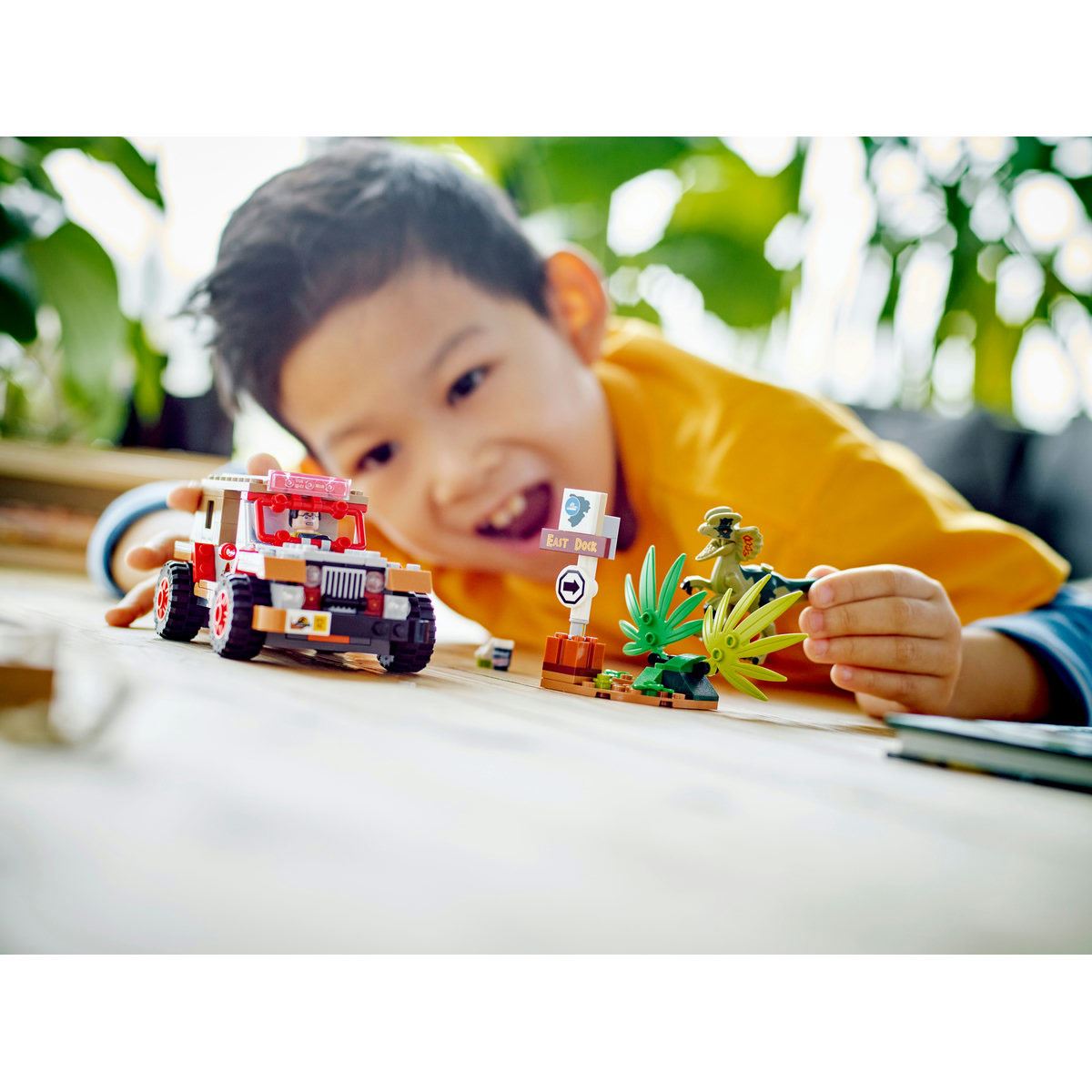 Set de juguetes de construcción LEGO Jurassic Park 76958 Emboscada al Dilofosaurio (211 piezas)