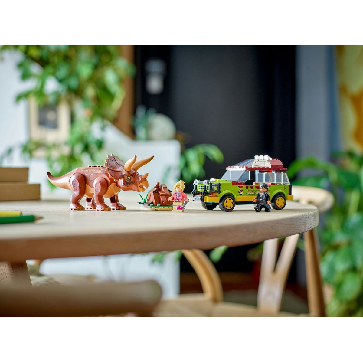 Set de juguetes de construcción LEGO Jurassic Park 76959 Análisis del Triceratops (281 piezas)