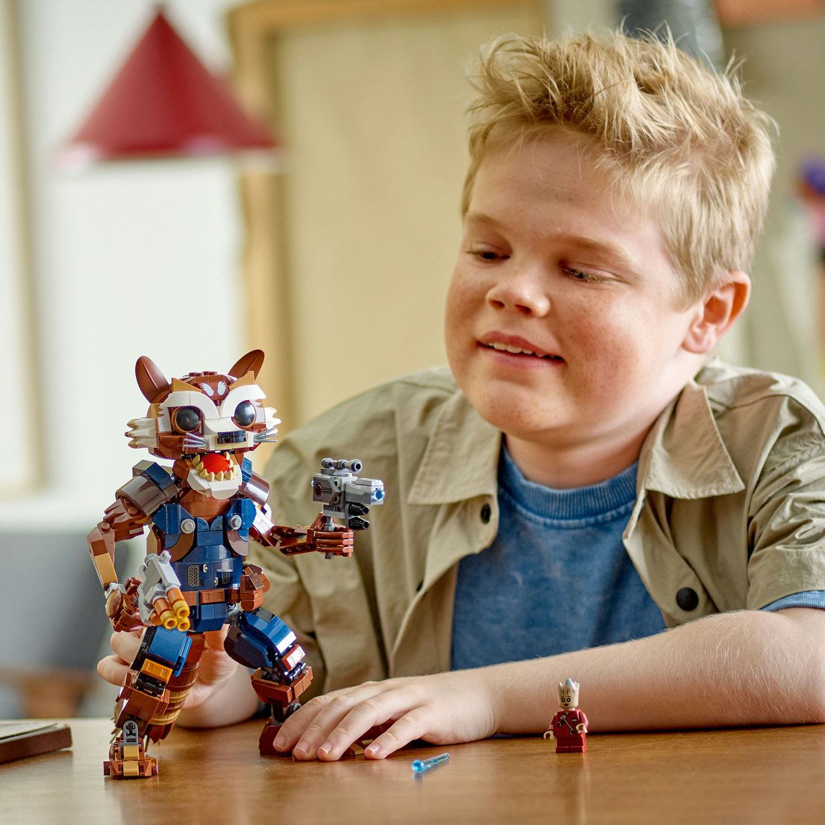 LEGO® Rocket y Baby Groot
