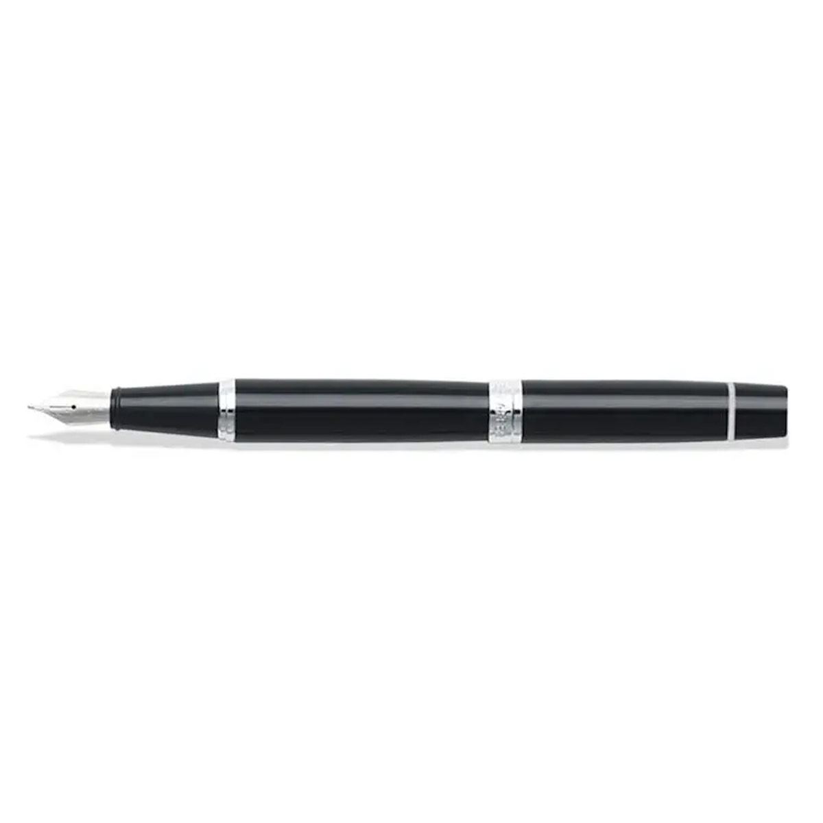 Pluma fuente  serie 300 negro brillante ct punto mediano Sheaffer