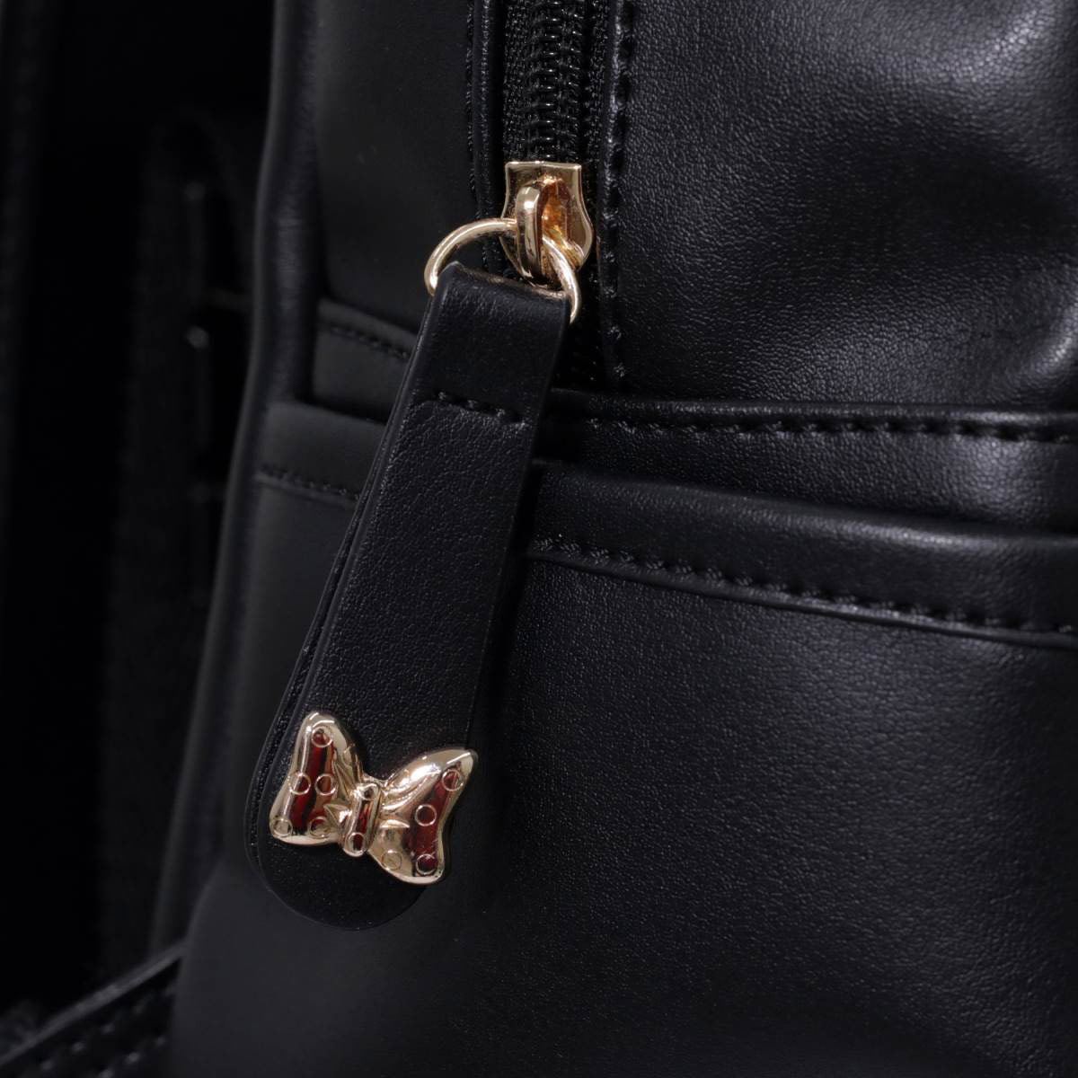 Mochila W Capsule Minnie Mouse Hbashura8