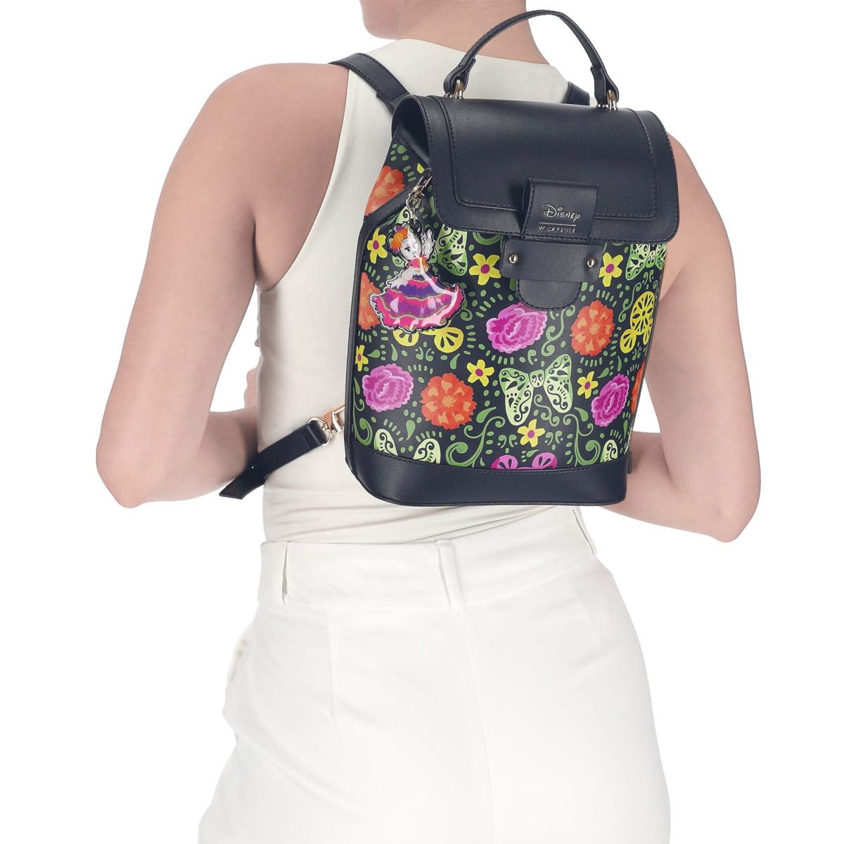 Backpack W Capsule color marino Modelo HBAKAHOSHI3CW