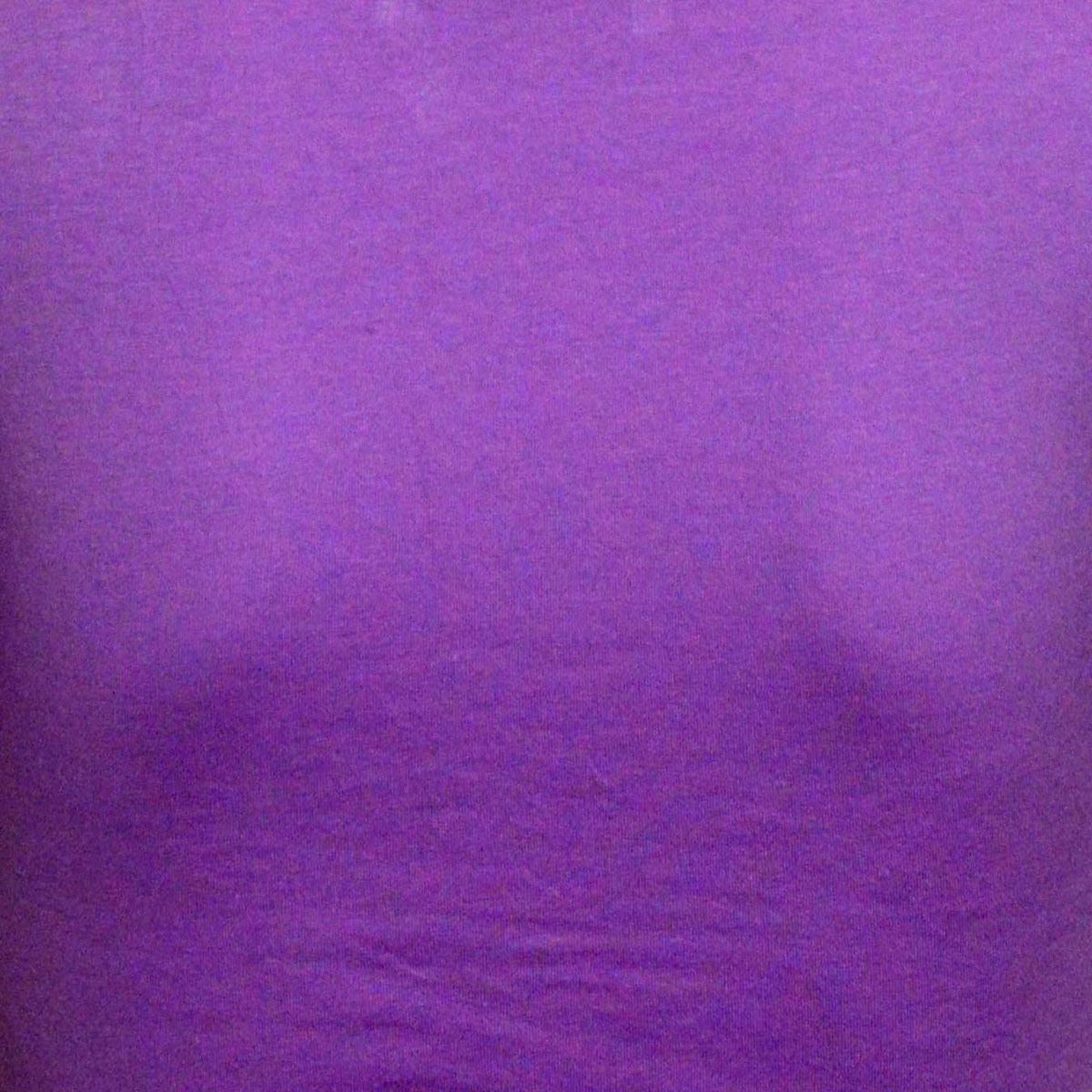 Blusa corta plisada con botones Philosophy talla chica color morado claro modelo 73386N