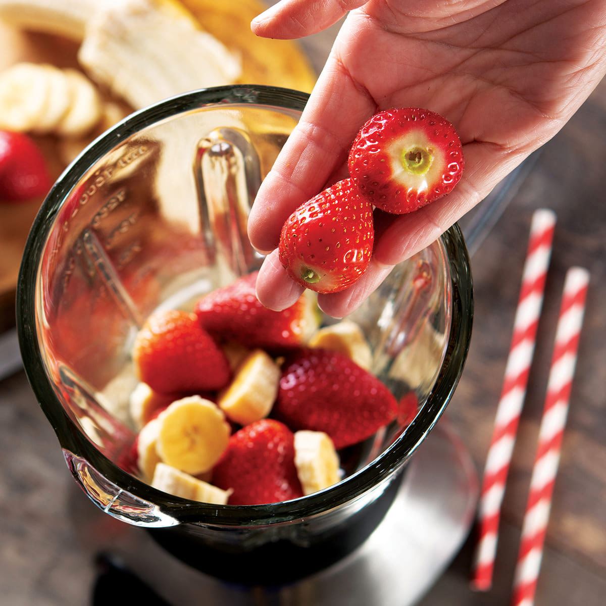 Licuadora Timco 400 W Con Jarra de Vidrio Modelo LICX921