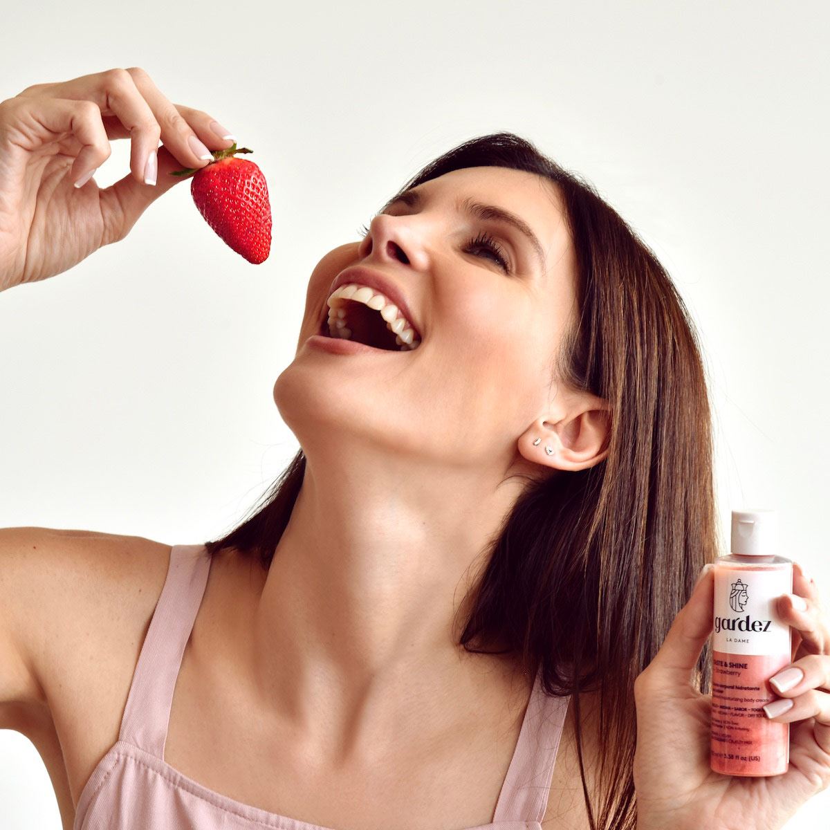 Crema corporal hidratante de fresa Gardez La Dame