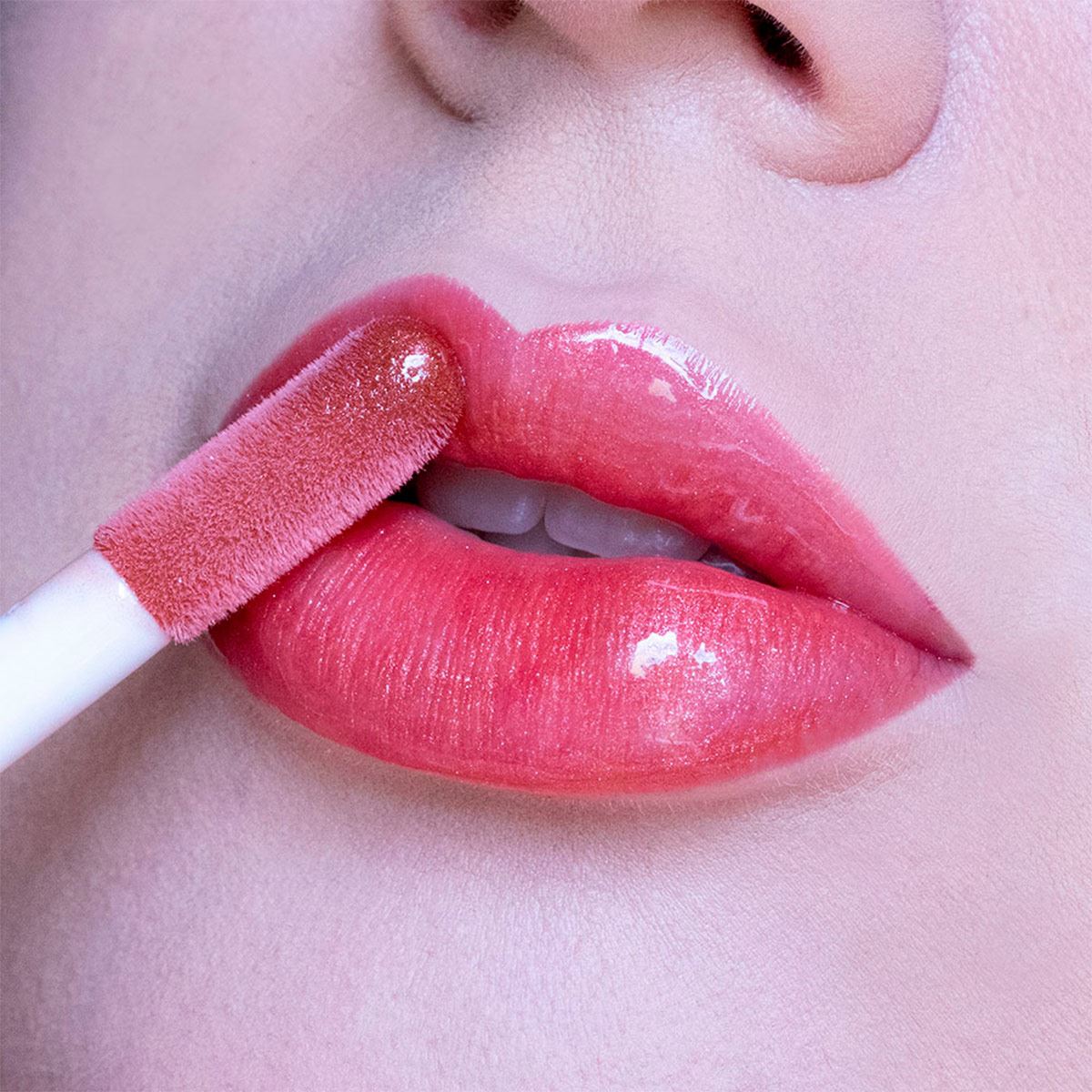 Glass Glow Lipgloss Half Full Bys