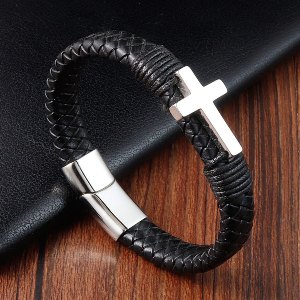 OQKKYY Pulsera De Cuero Con Cruz De Cuero Para Hombre, Con Doble Fila De Cierre Magnético, Pulsera Trenzada Personalizada, Pulsera De Cuerda De Cuero, Regalo De Joyería Religiosa Para Hombres (1