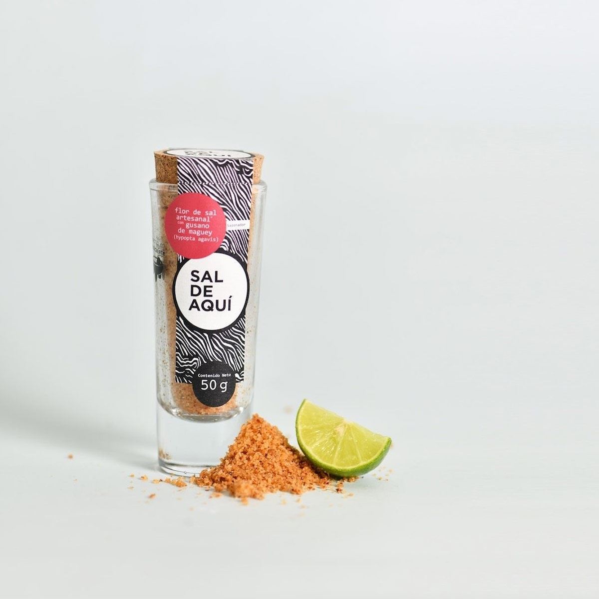 Flor de sal artesanal con gusano de maguey 50g  Sal de Aquí