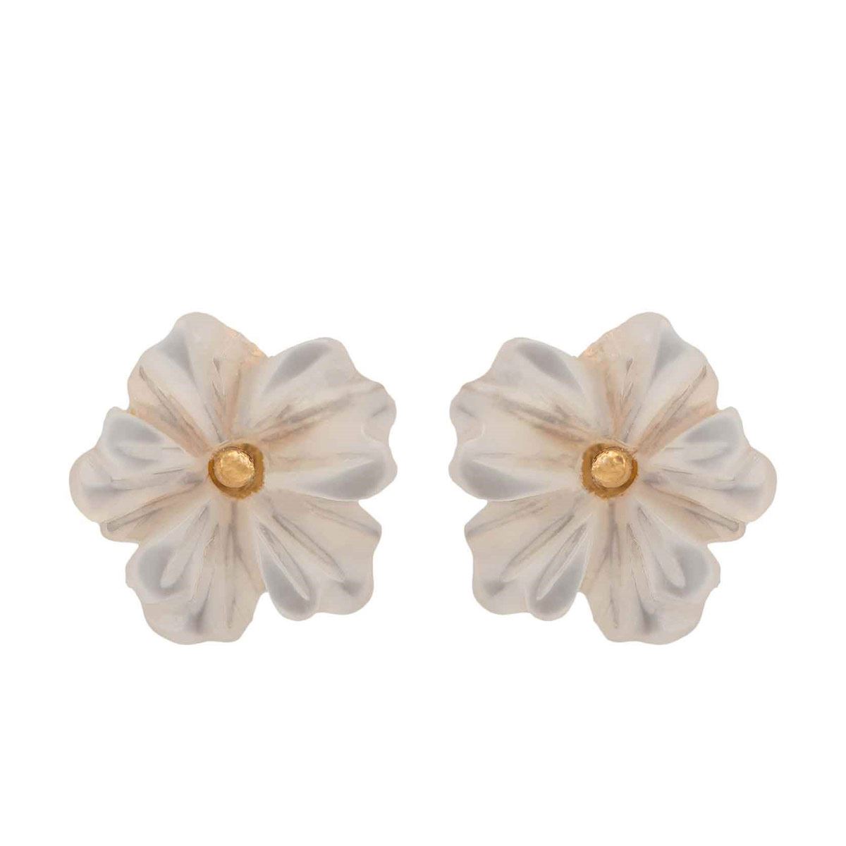 Aretes en dorado con flor de madre perla Carré