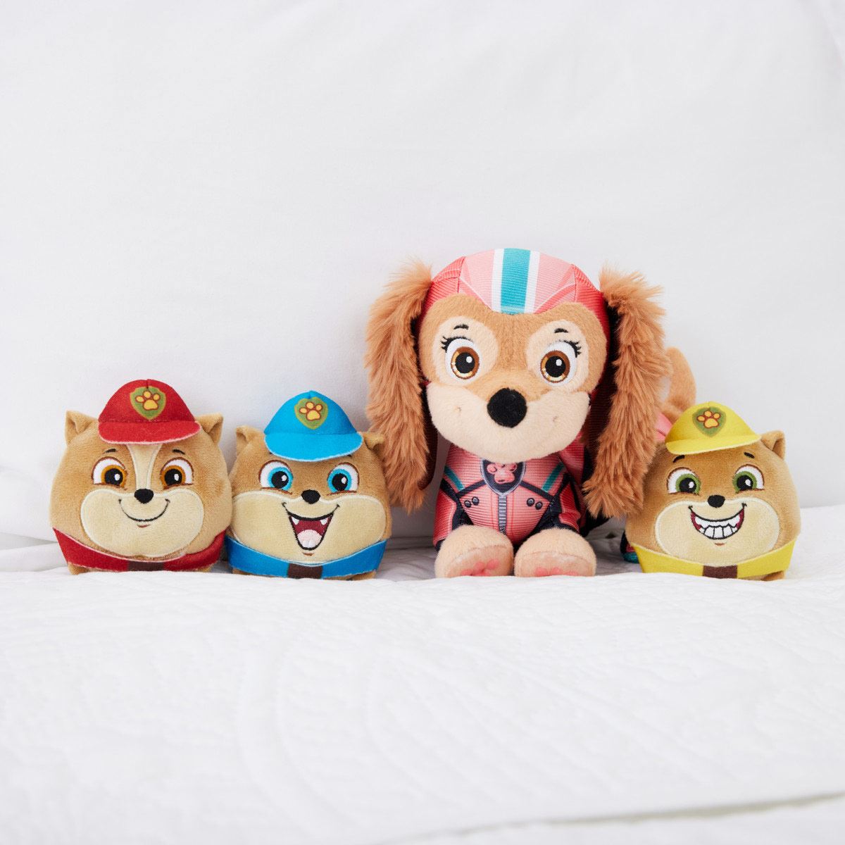 Paw Patrol: La Súper Película. Peluche Liberty & Poms