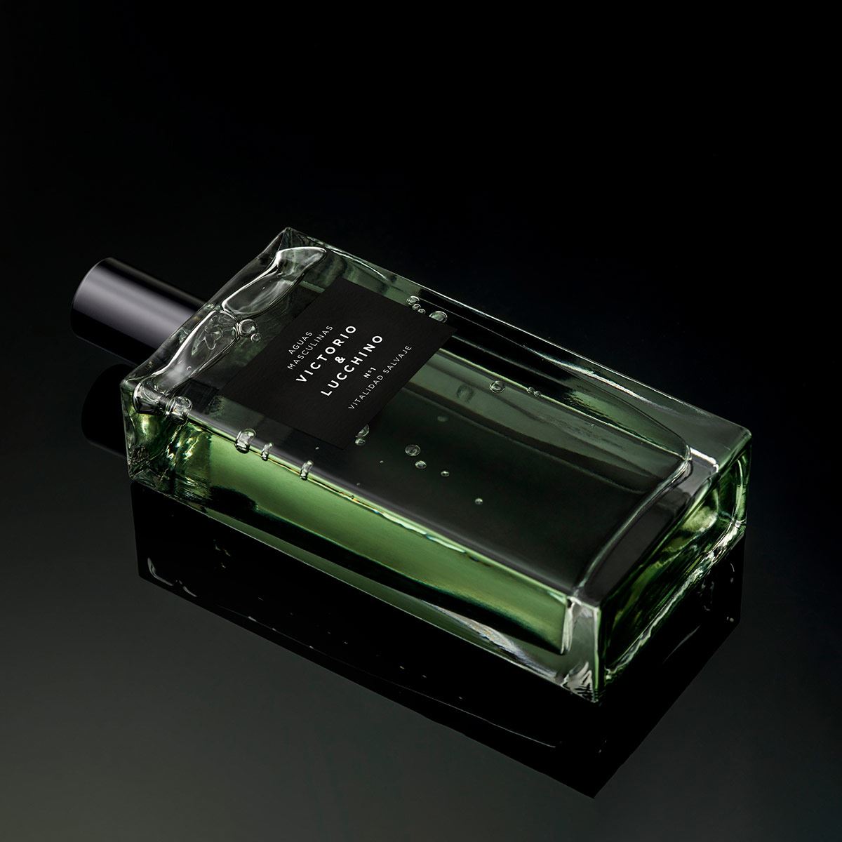 Victorio & Lucchino Aguas Masculinas Nº 1 Vitalidad Salvaje EDT 150 ML Perfume Para Caballero