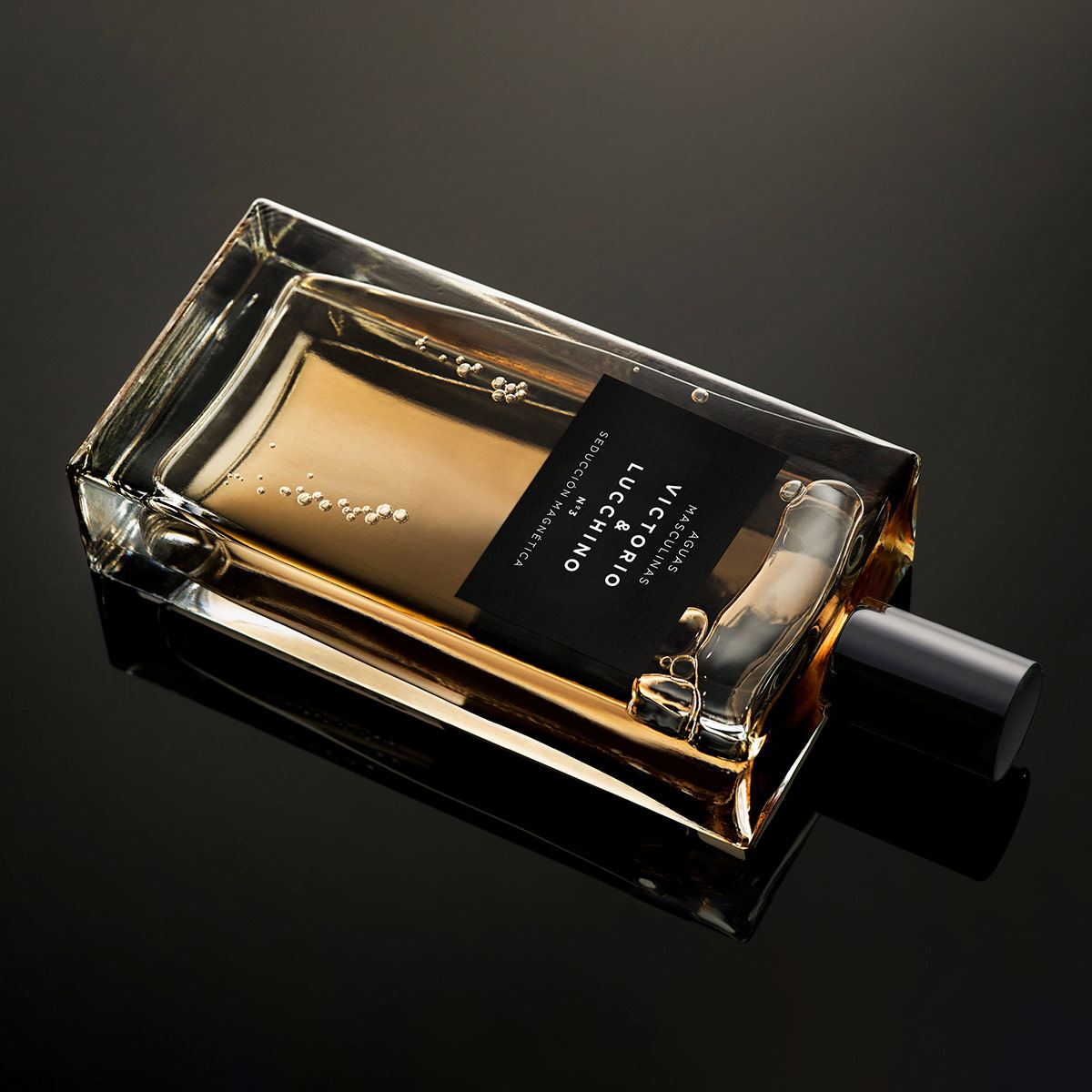 Victorio & Lucchino Agua Nº3 Seducción Magnética EDT 150ML Perfume Para Caballero