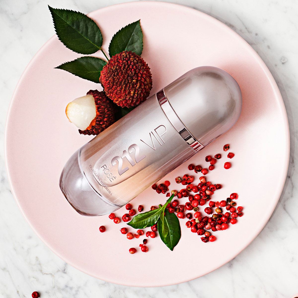 Fragancia para Dama 212 VIP Rosé Sport Collector Carolina Herrera