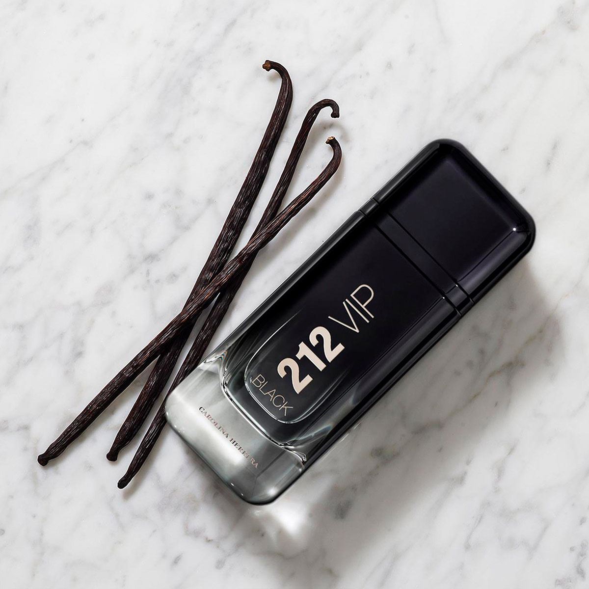 Set para caballero, Carolina Herrera, 212 VIP BLACK, EDP 100ML + Shower gel 100 ML