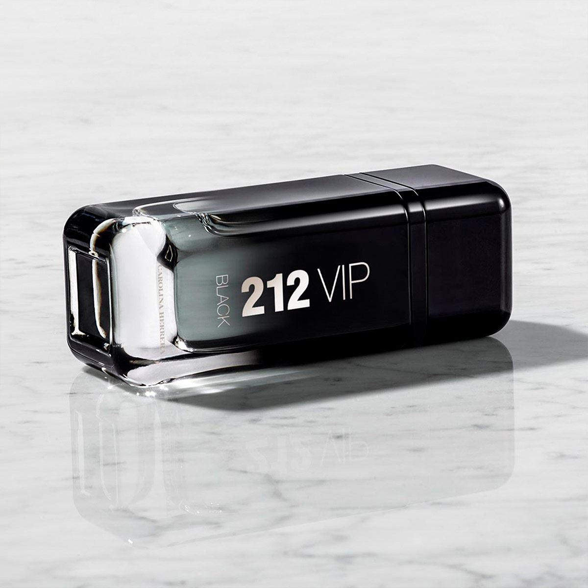Set para caballero, Carolina Herrera, 212 VIP BLACK, EDP 100ML + Shower gel 100 ML