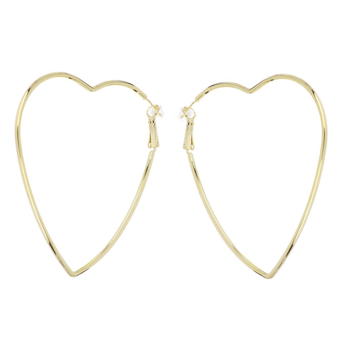 Arracada grande corazón con acabado chapado oro brillo