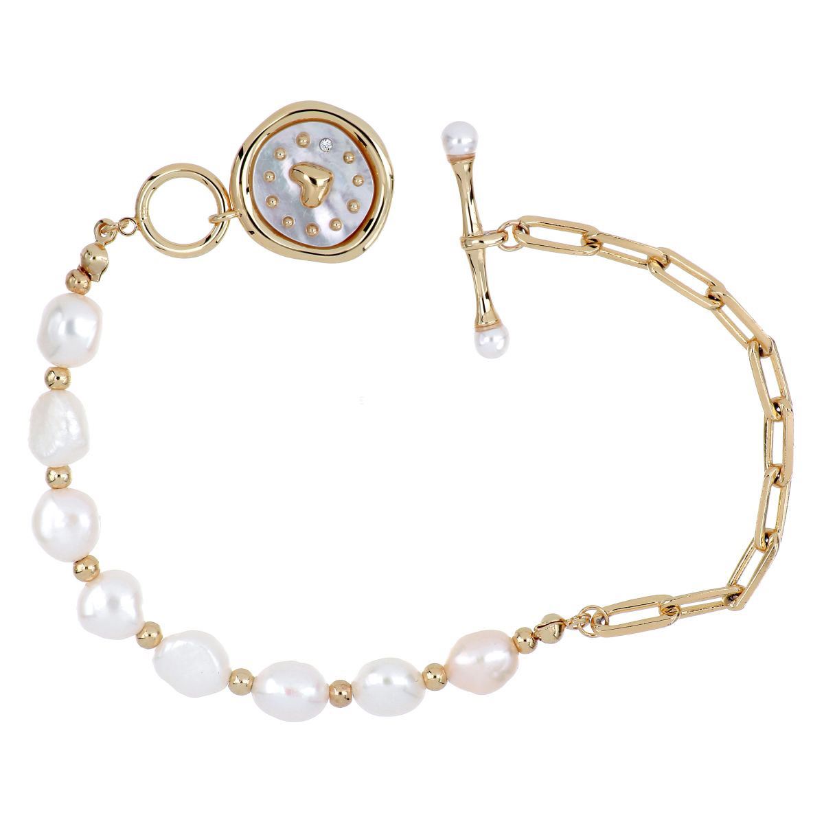Pulsera cadena con perlitas blancas y dije chapita con corazón con nacar blanco bañado en chapado oro rosa