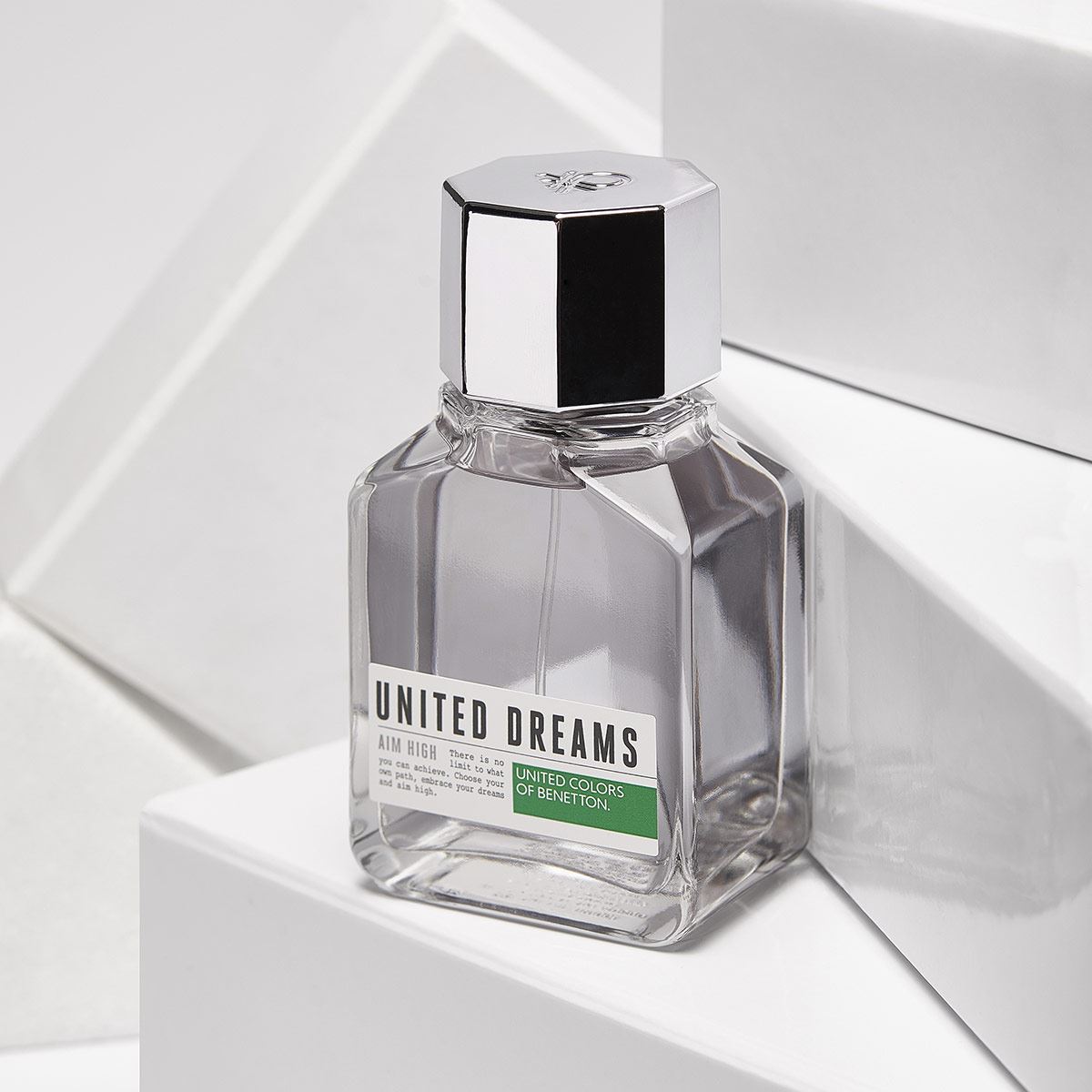 Set para caballero, Benetton, United Dreams Aim High, EDT 100 ML + DESODORANTE 150 ML + AFTER SHAVE 75 ML + TRAVEL SPRAY 10 ML