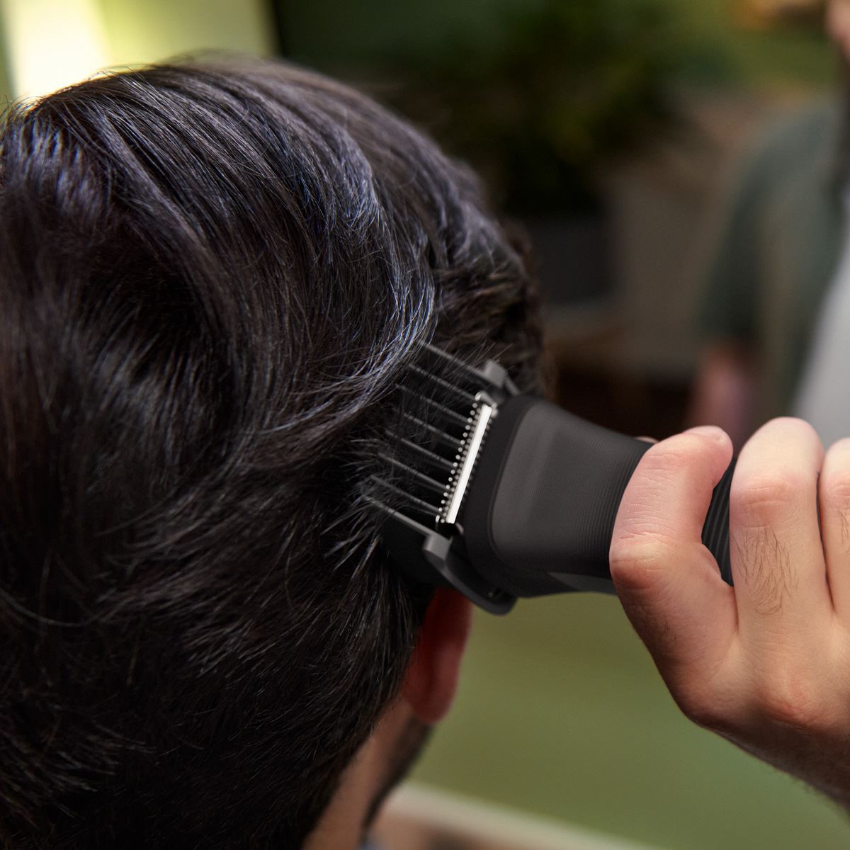 Recortador Multigroom Series 7000 Philips