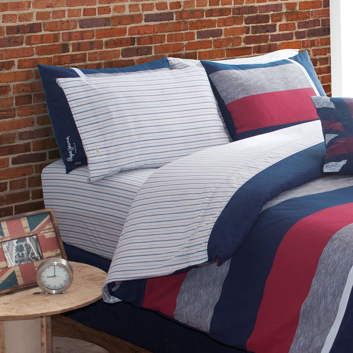 Pepe best sale jeans almohada
