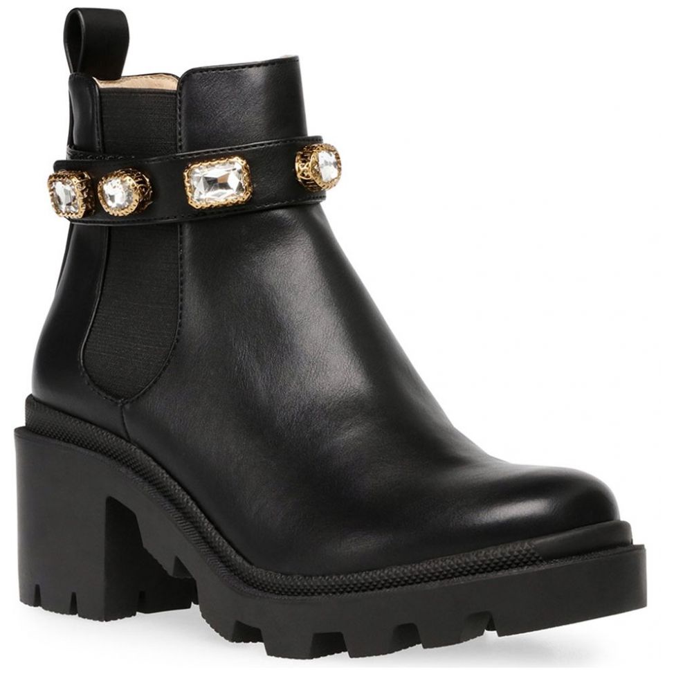 Bot n con Tac n Y Cadena Negro Steve Madden