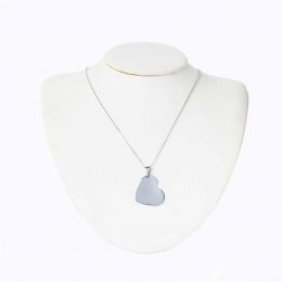 Collar Plateado Con Dije De Corazón Wonder Charms