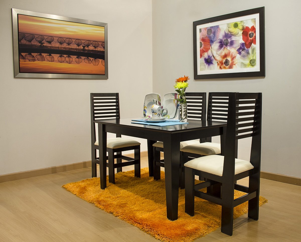 Desayunador con 4 Sillas, Volga