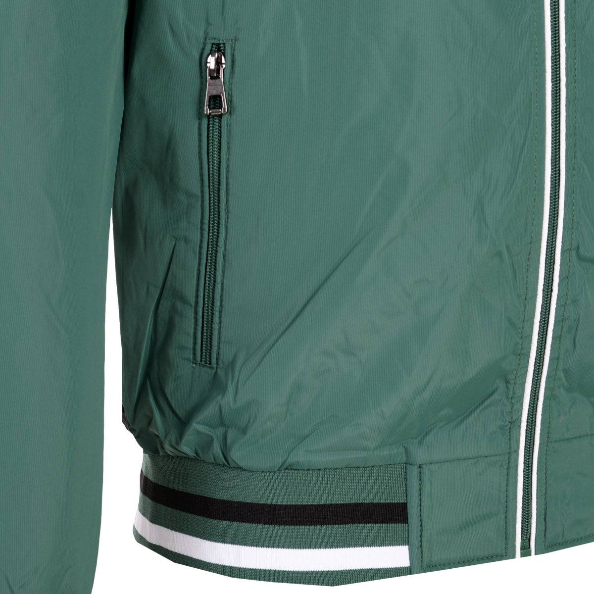 Chamarra Bordada Pentagon