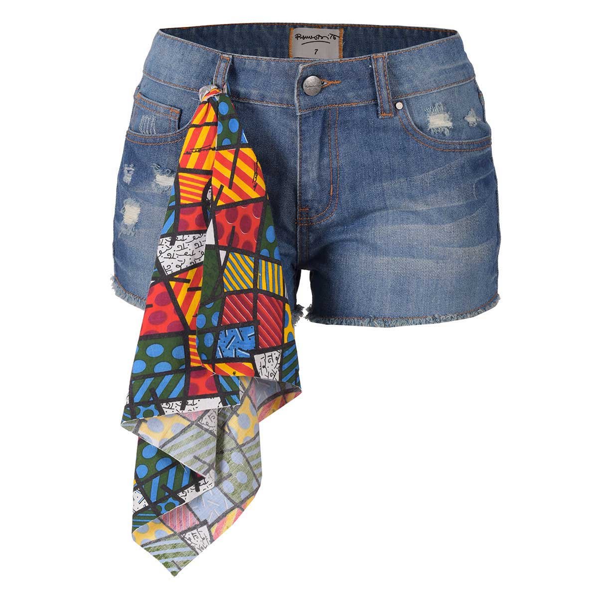 Short con Mascada Estampada Romero Britto