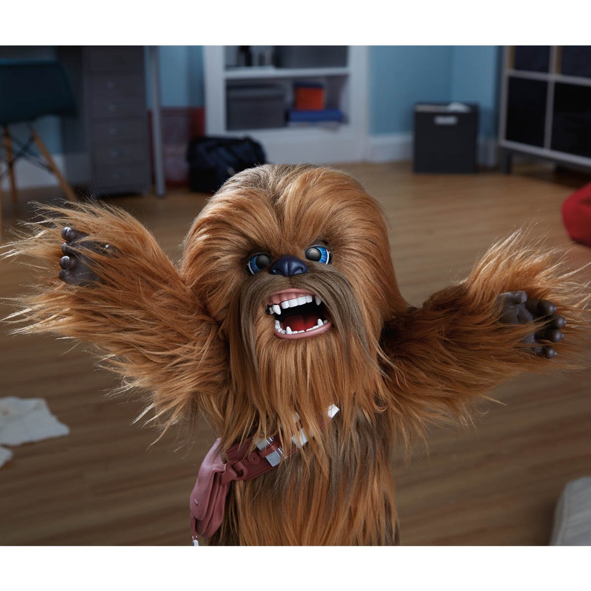 Star Wars Chewbacca Animatronic Plush Hasbro