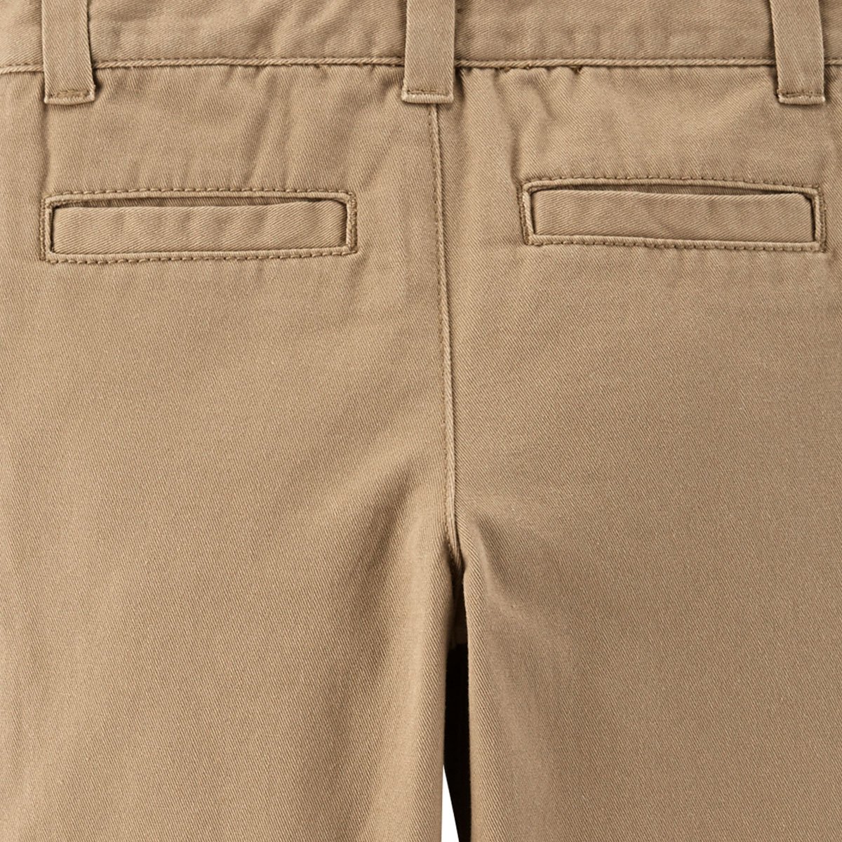 Pantalón Color Khaki Carters