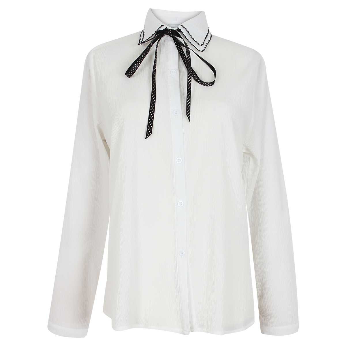 blusa blanca con cuello