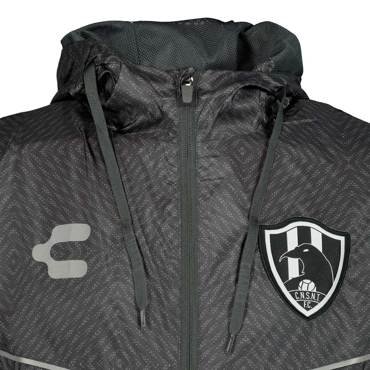 Rompevientos Club de Cuervos  Charly - Caballero