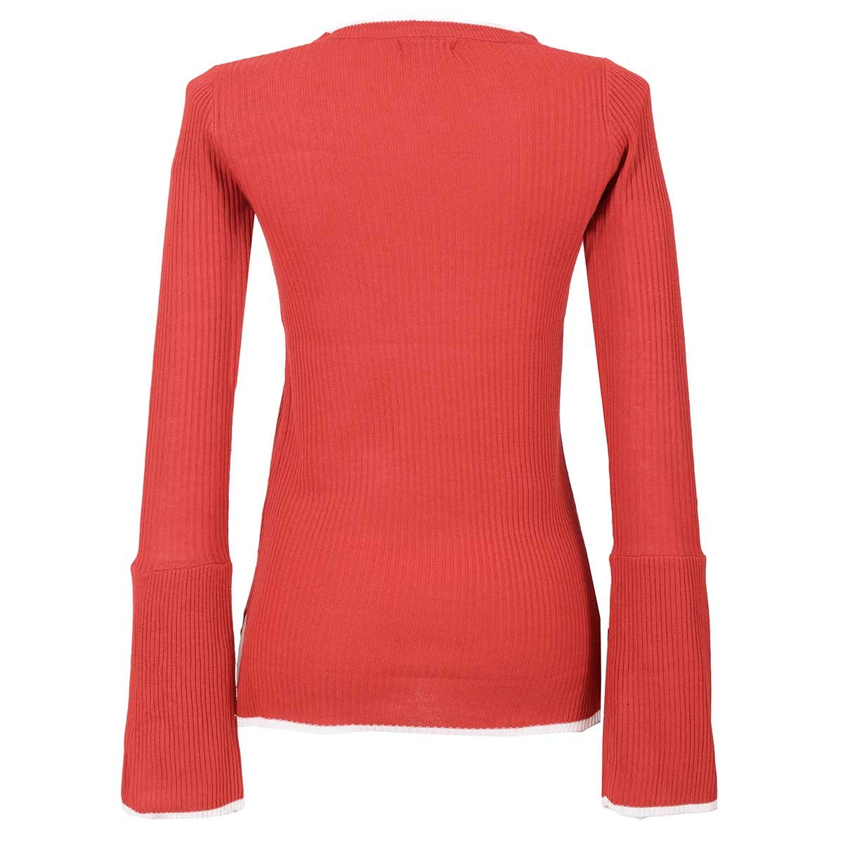 Su&eacute;ter Manga Larga Tipo Campana Studio si