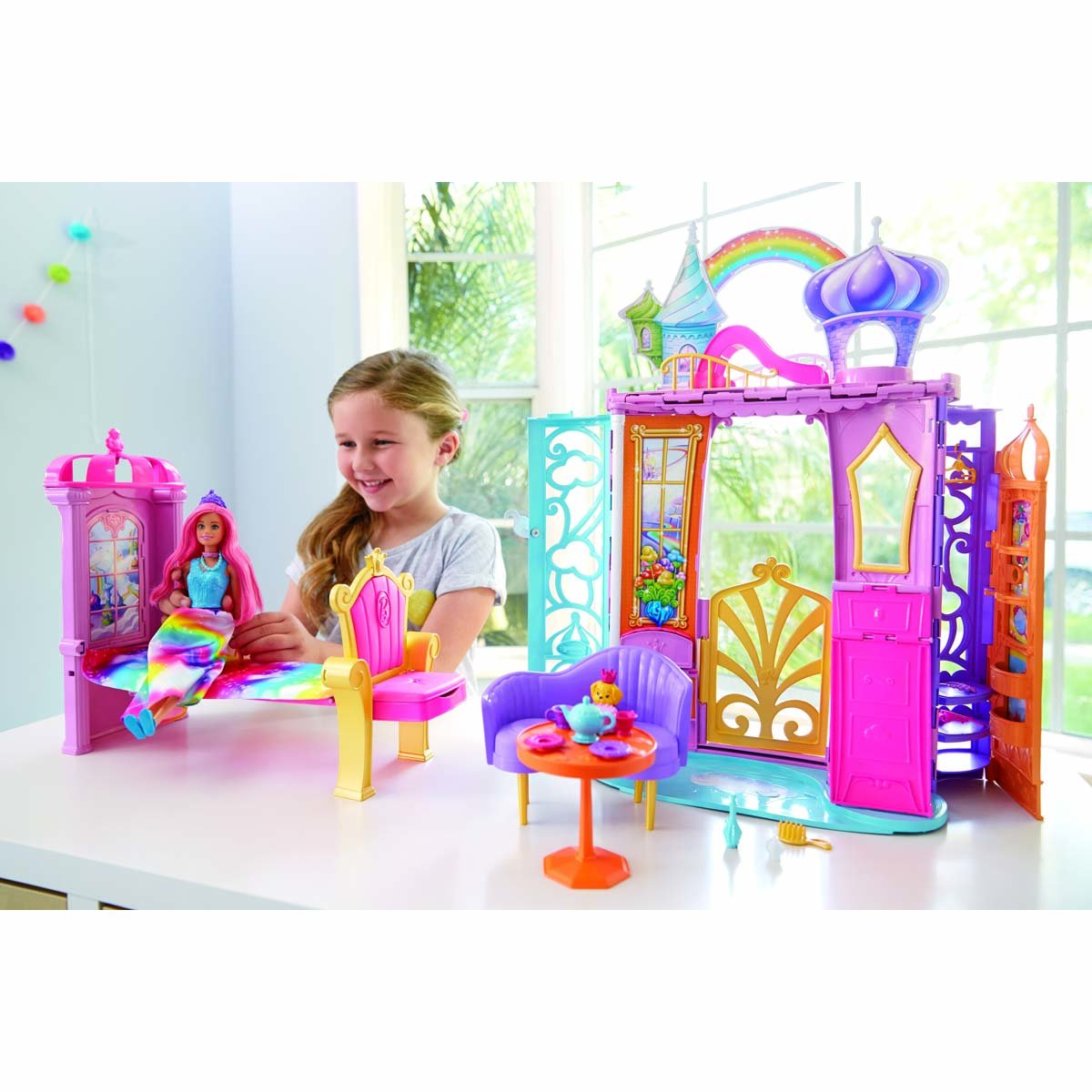 Barbie Castillo de Reino Arcoíris Mattel