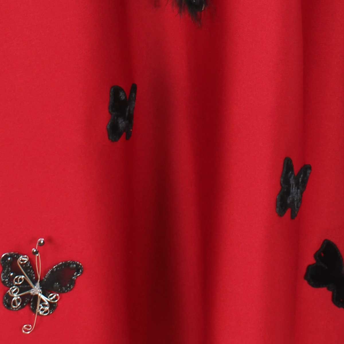 Falda Roja con Aplicación de Mariposas Elle